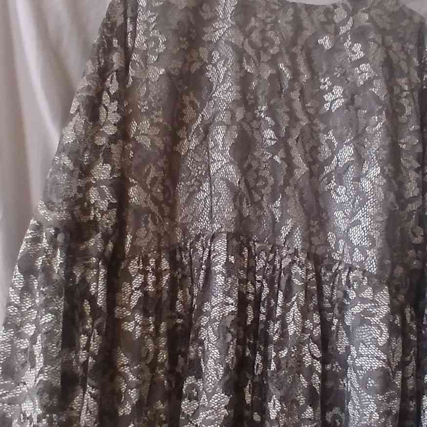 Robe dentelle femme élégante
