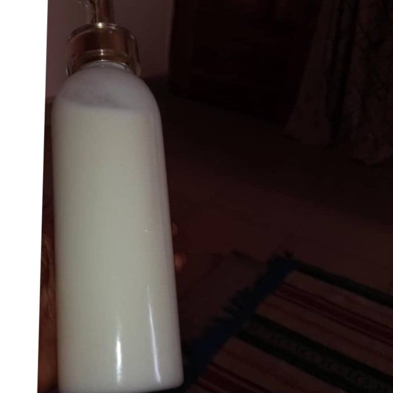 Lait de corps blanchissant 500ml – Soin éclaircissant et hydratant peau unifiée