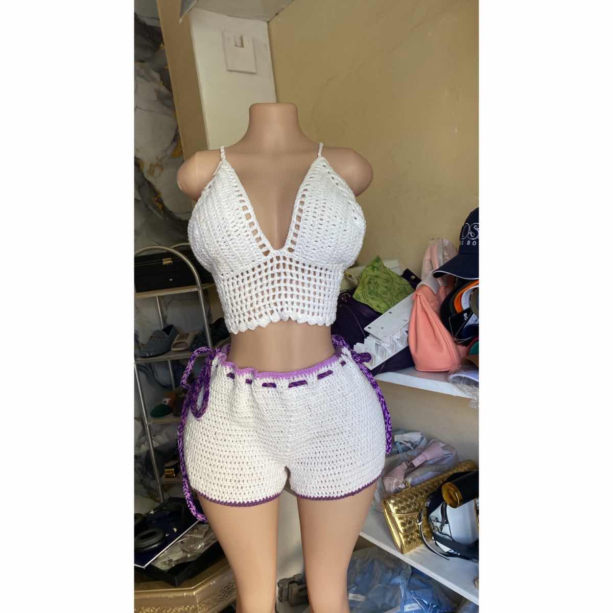 Ensemble crochet femme blanc et violet, set plage chic short et crop top