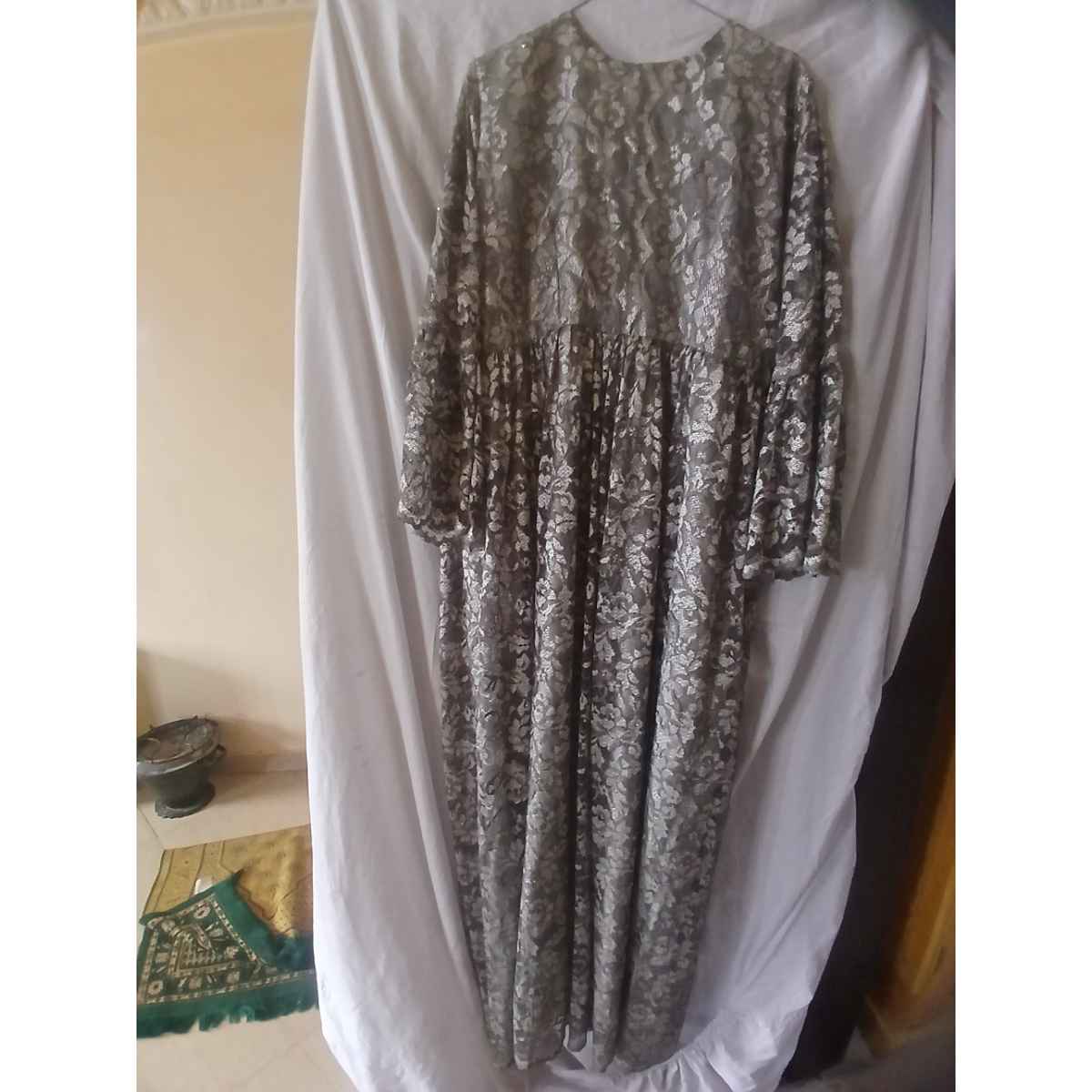 Robe dentelle femme élégante