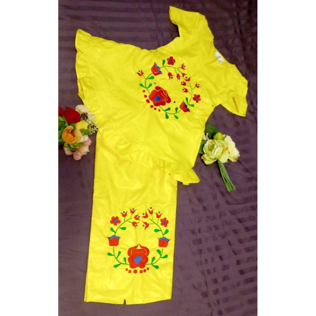 Ensemble cérémonie fille jaune 7 ans, jupe et haut floral chic élégant