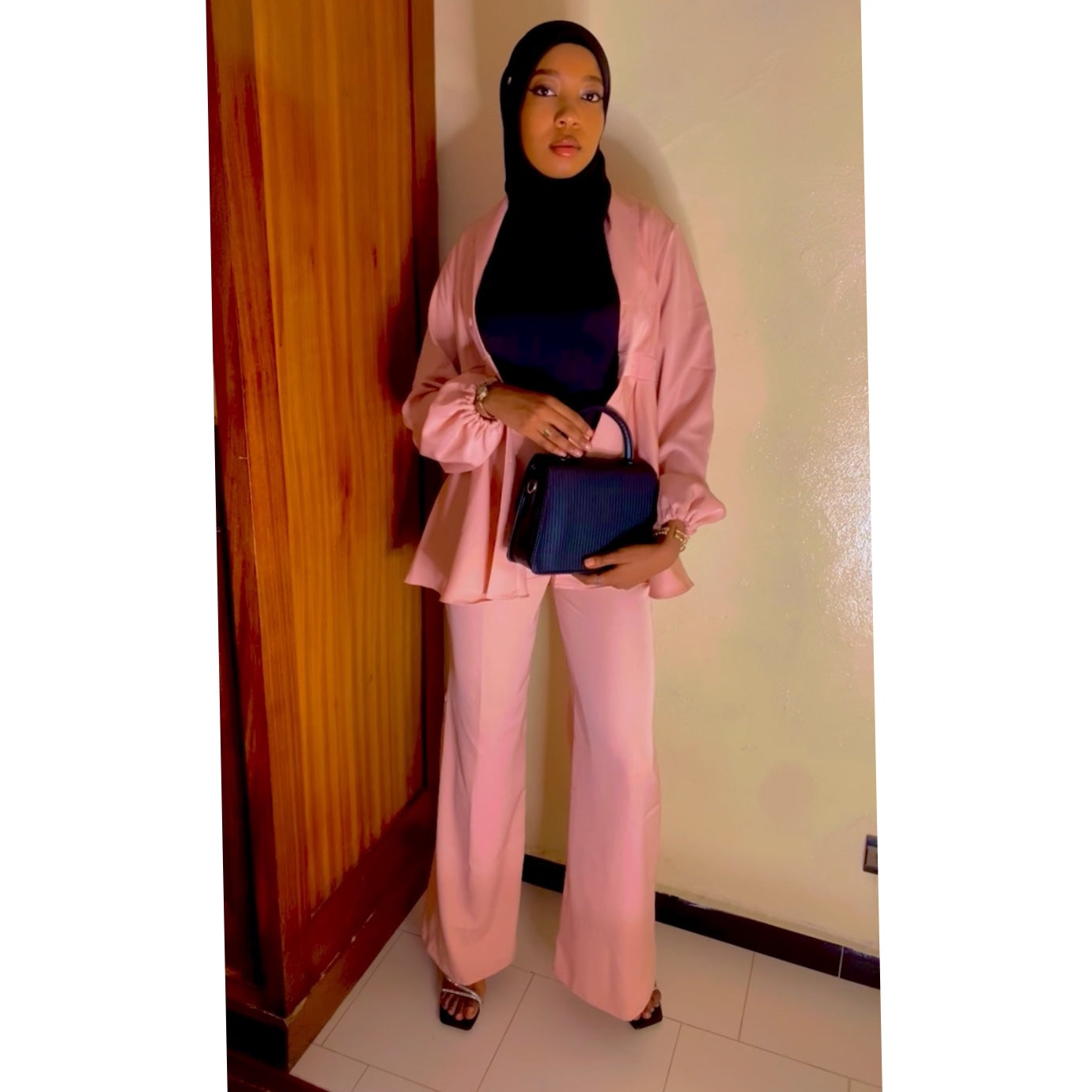 Ensemble femme exclusif pour un style irrésistible en couleurs vives