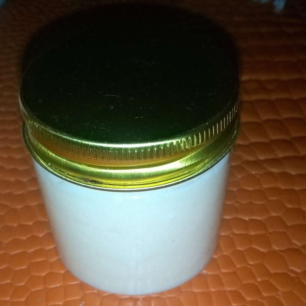 Crème mains et pieds yaourt effet peeling – éclat et teint uniforme 100g