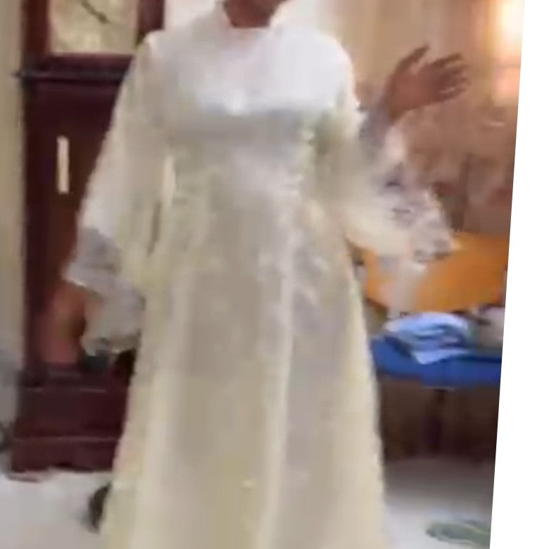Robe femme en organza et dentelle