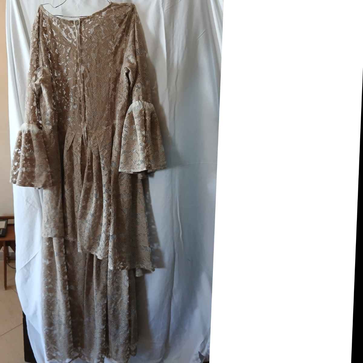 Robe femme dentelle beige longue bohème