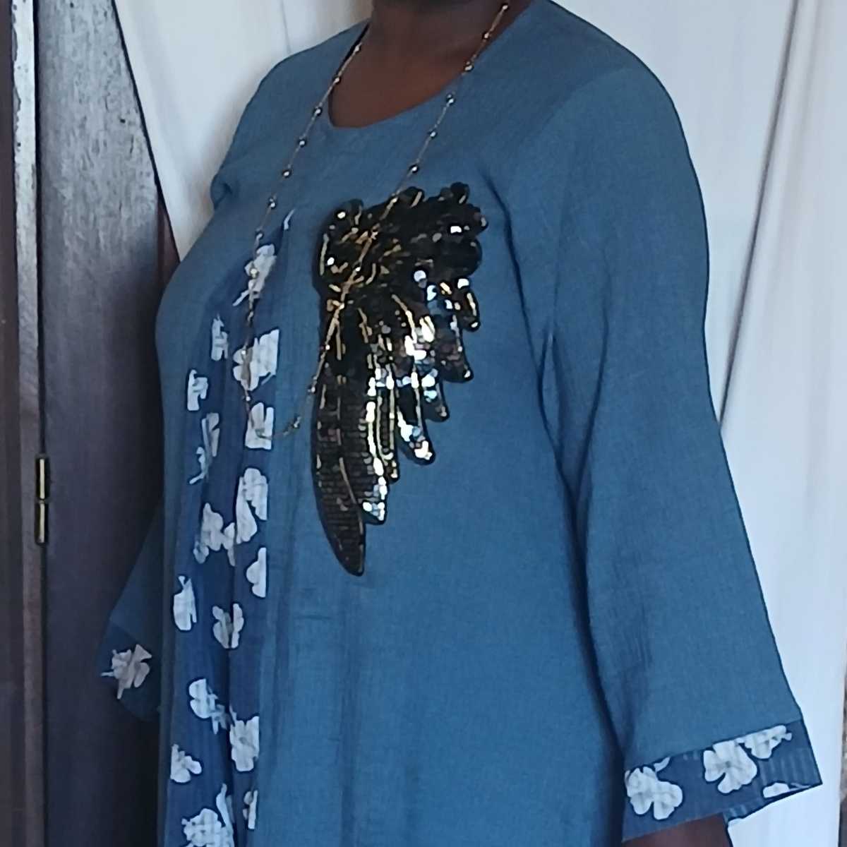Robe femme avec paillettes élégante – longue bohème chic, soirée ou bureau