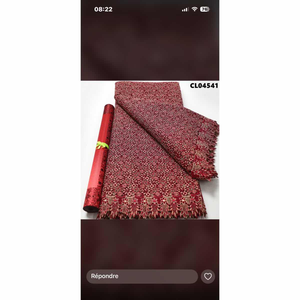 Tissu rouge bordeaux motif floral coton polyester élégant pour déco et couture