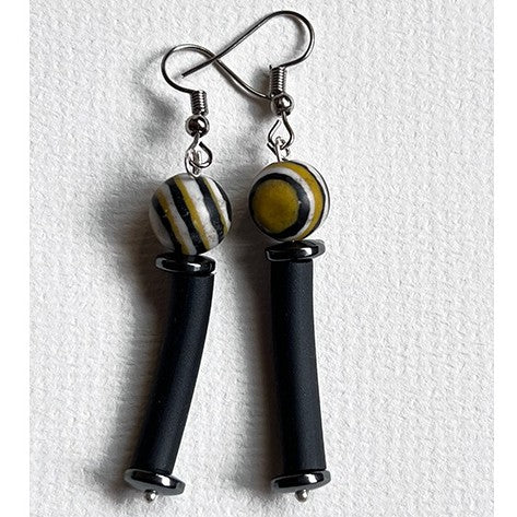 Taaraa - Collier design contemporain noir et blanc avec boucles d'oreilles, bijou artisanal femme unique