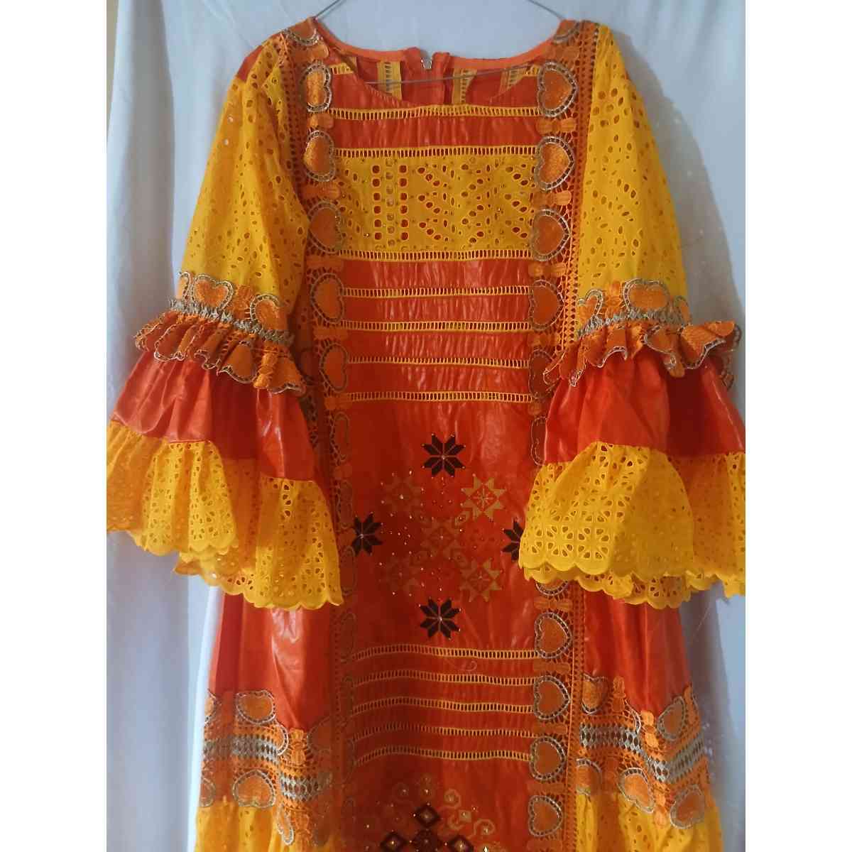 Robe bazin orange femme brodée, élégante cérémonie ou soirée grande taille
