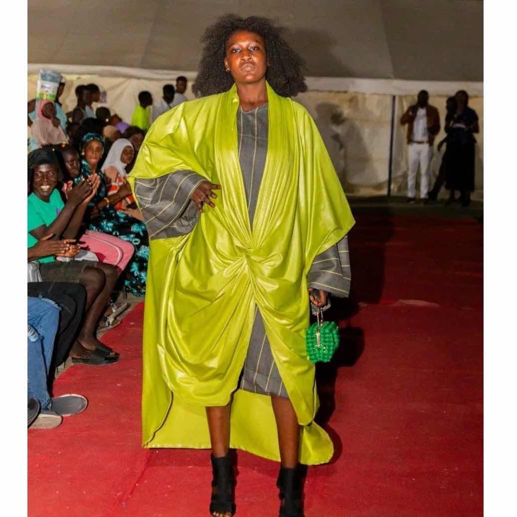 Ensemble femme vert anis drapé taille 40