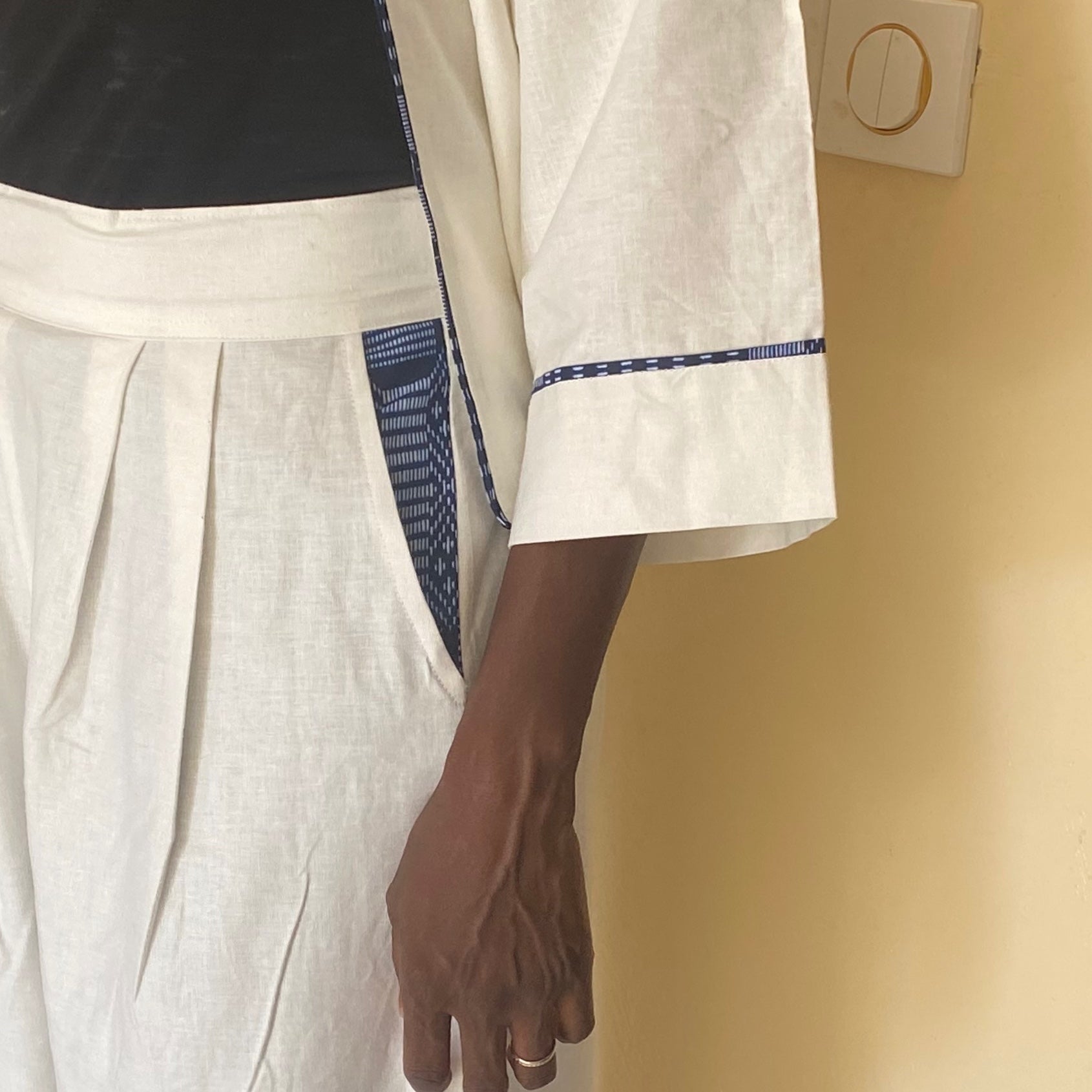 pantalon femme en lin blanc bleu