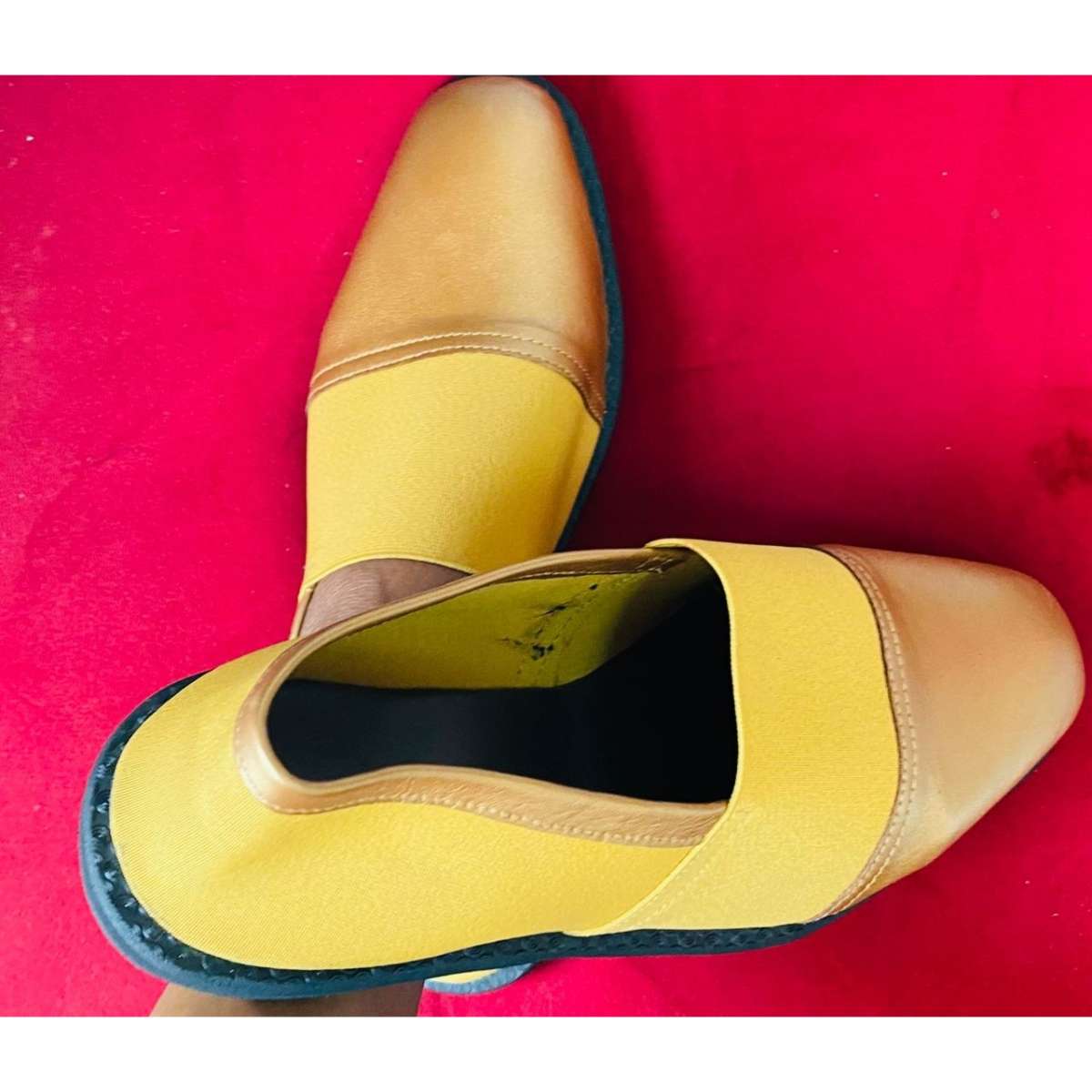 Chaussures en cuir homme élégantes et confortables – Noires, marron, bleu, rouge