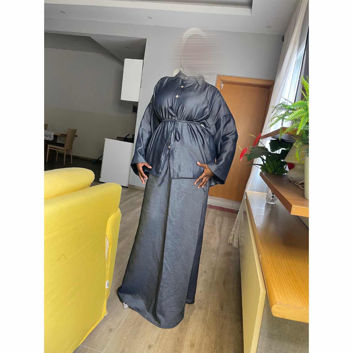 Ensemble jupe et chemise gris anthracite