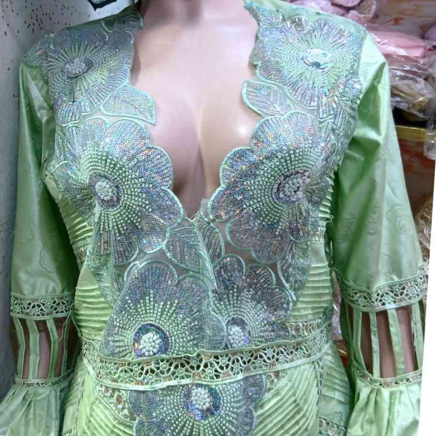 Robe geztner femme brodée sequins argentés