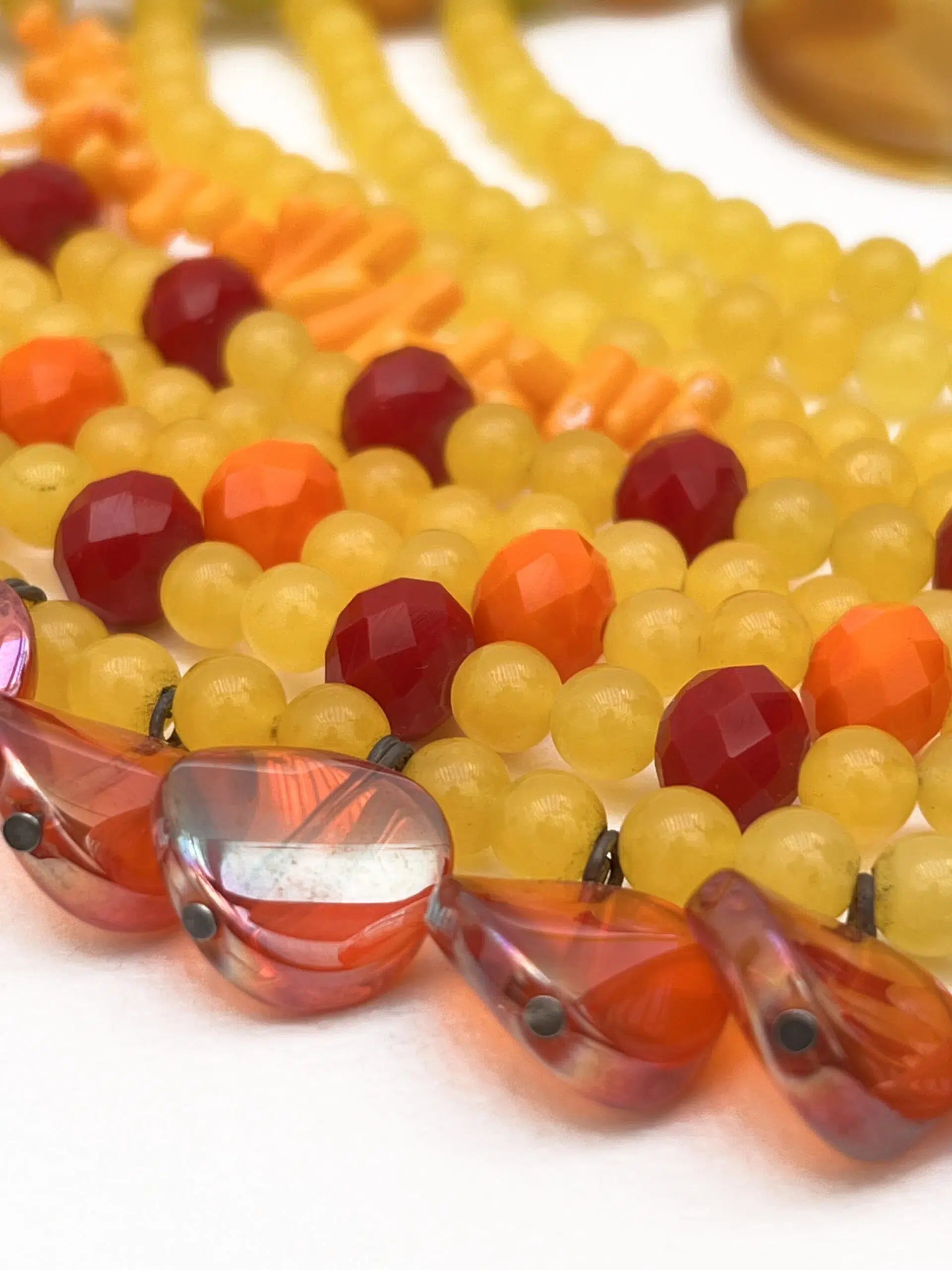 Collier femme fait main perles agate – Perles de Soleil – Bijou artisanal multi-rangs chic