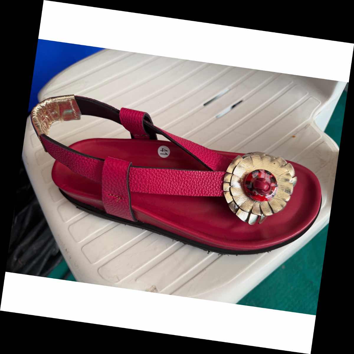 Sandale cuir femme élégante rose, rouge ou bleu – confort et chic été
