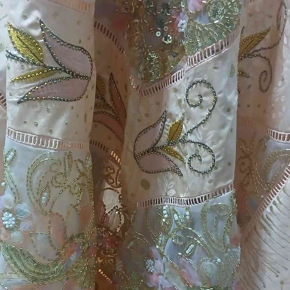 Boubou saumon orange clair avec garnitures multicolores exclusif