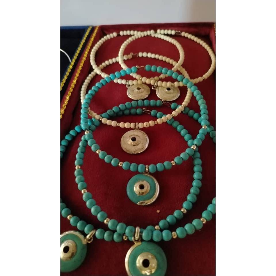 JOAILLERIE TOUAREG BY SKM JEWERLY/ ENSEMBLE PARURE DE COU +BOUCLES D'OREILLES EN PERLES AFRICAINES