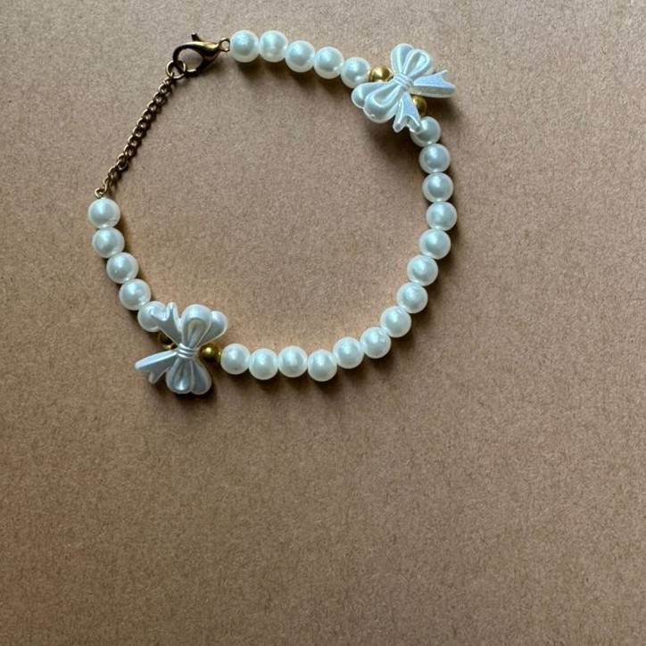 Bracelet Charme en Perles Faux - Élégance Intemporelle