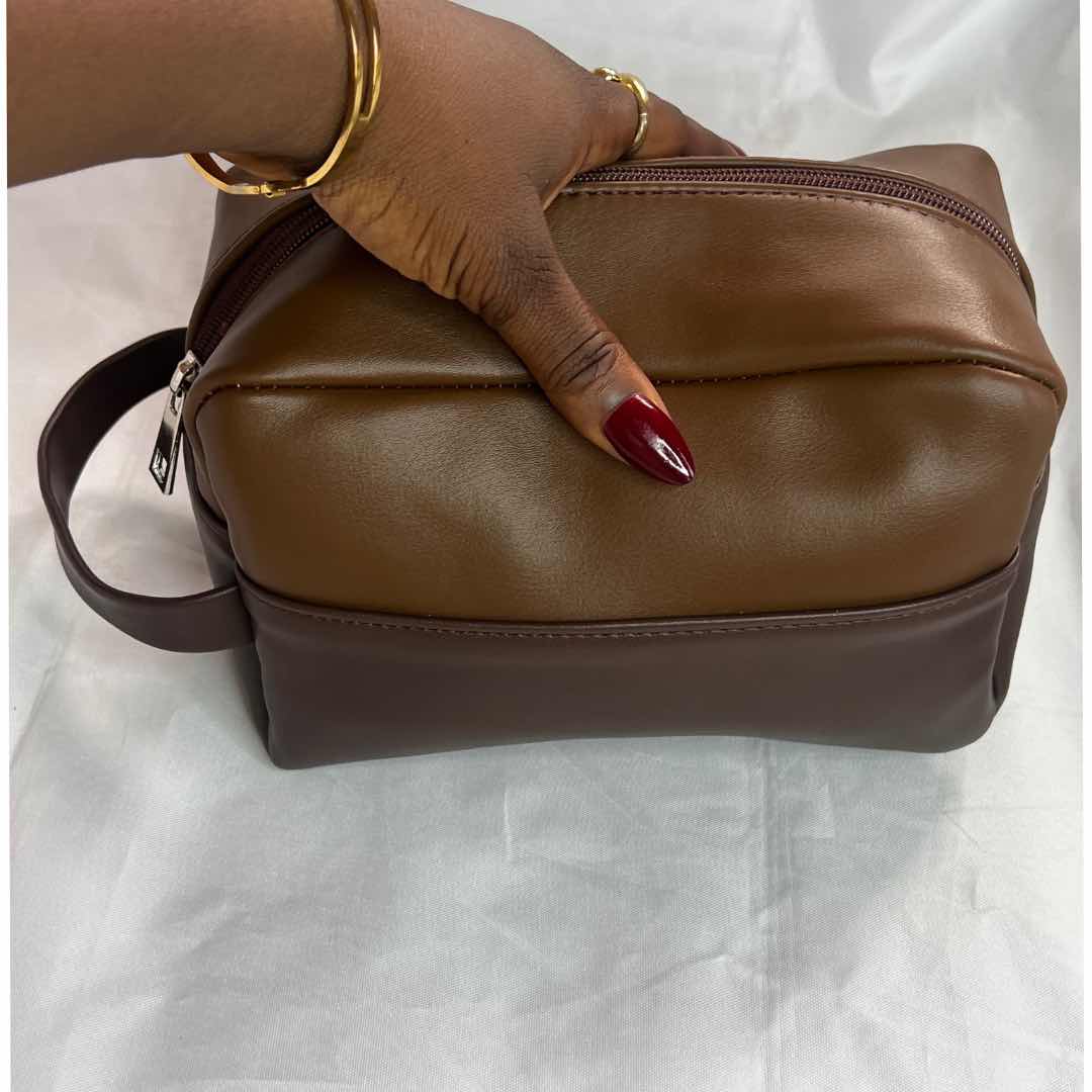 Trousse de toilette élégante en cuir, compacte et mixte, couleurs au choix