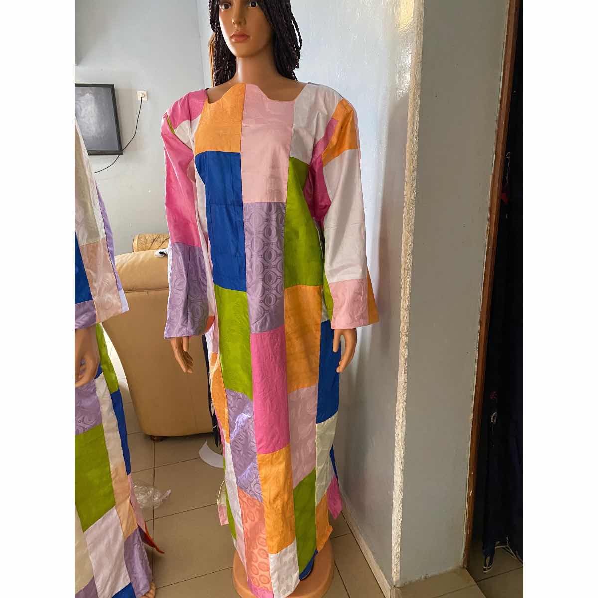 Robe longue patchwork multicolore artisanale pour femme