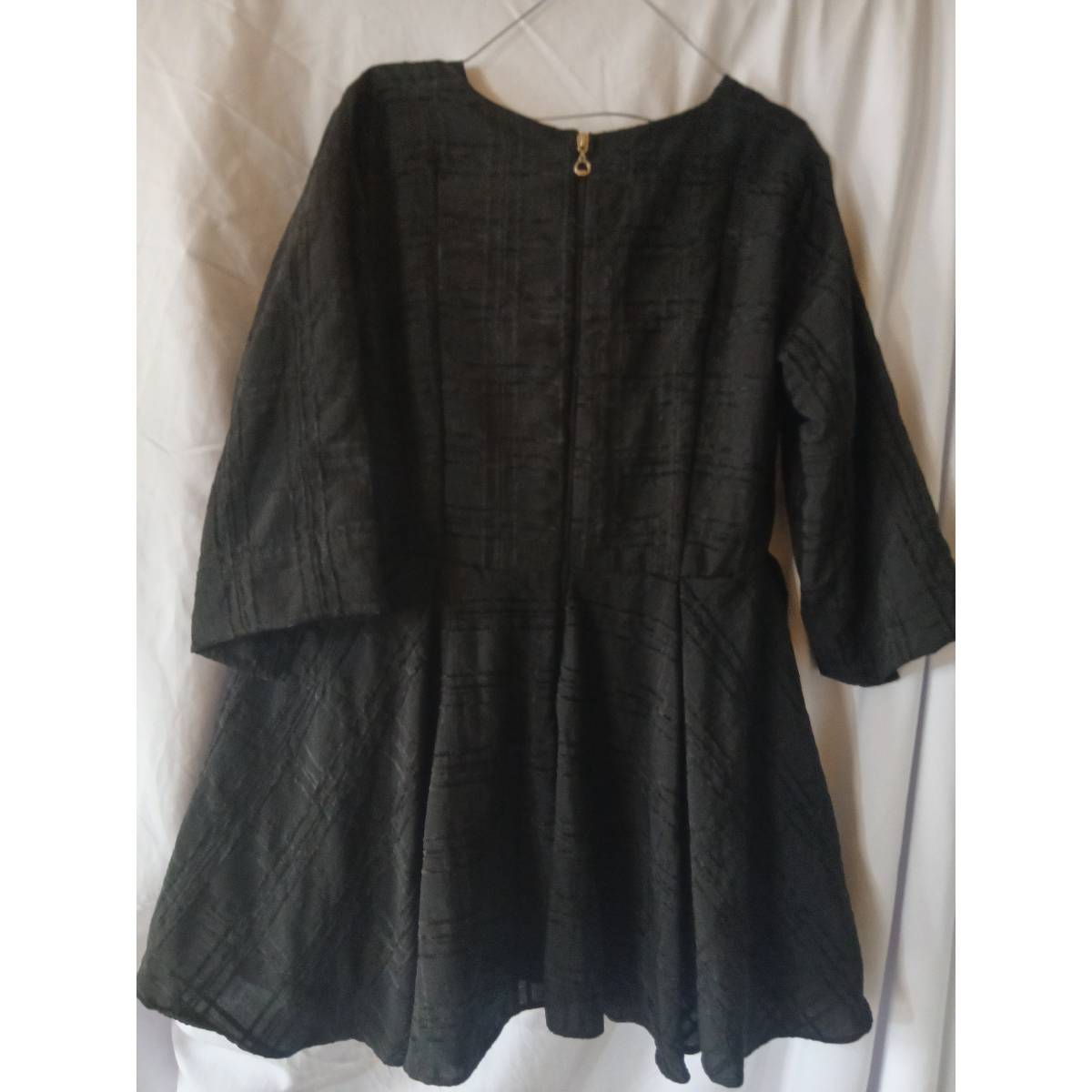 Ensemble jupe et haut femme élégant avec gilet