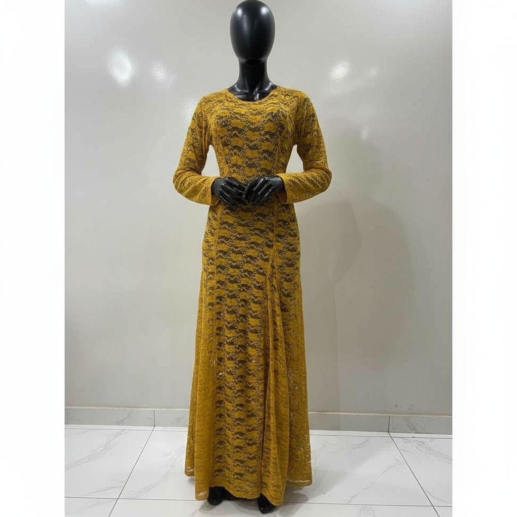 Robe dentelle jaune or longue élégante femme soirée cérémonie chic