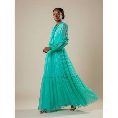 Robe femme mousseline longue élégante, fluide, manches transparentes, col nœud