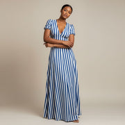Robe longue femme bleu marine rayée décolleté en V