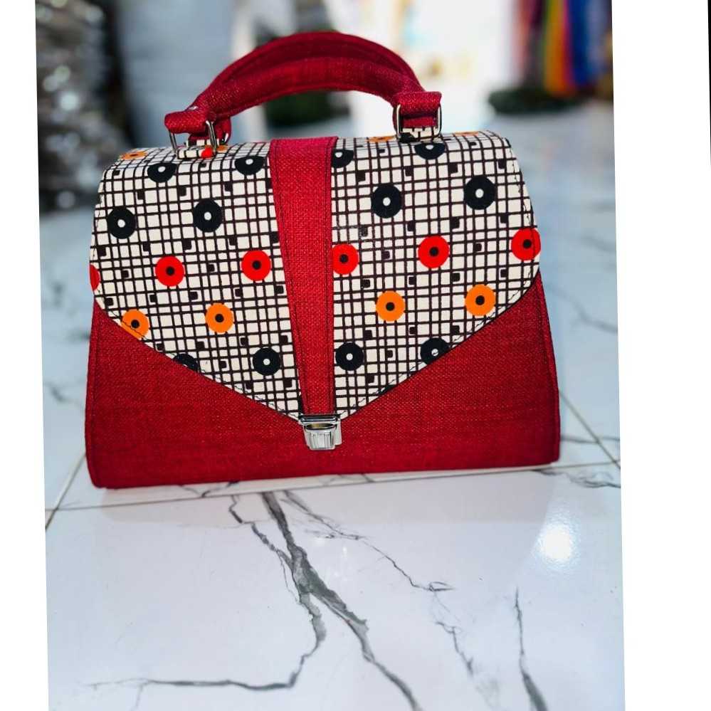 Sac à bandoulière femme bohème chic en toile de jute, orange et beige