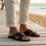 Sandale homme cuir noir élégante NGAYES, semelle antidérapante confortable