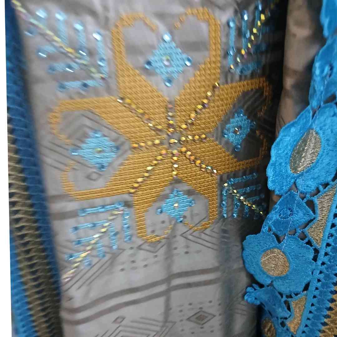 Boubou geztner dentelle bleu, robe africaine élégante femme cérémonie