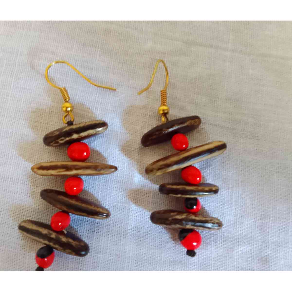 Boucles d'oreilles naturelles graines flamboyant et caconier