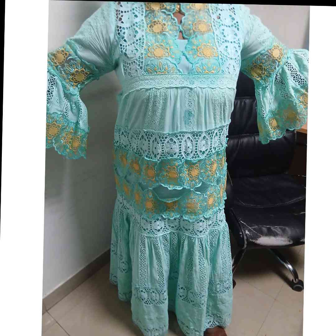 Robe longue dentelle femme brodée florale élégante manches longues multicolore