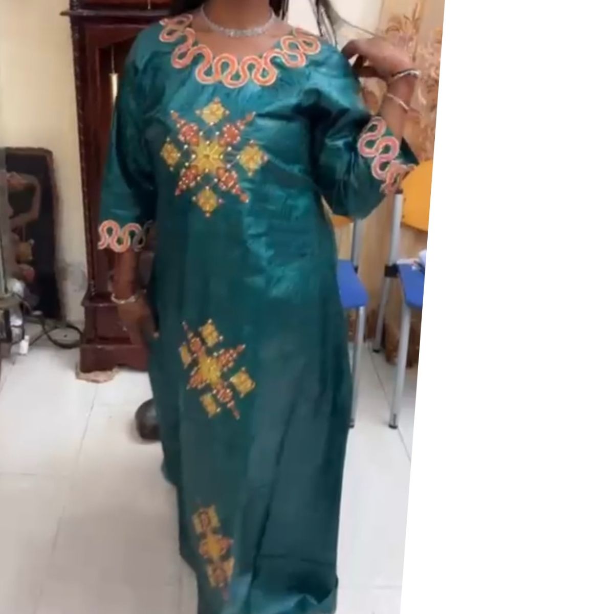 Robe femme en geztner thioup avec broderie