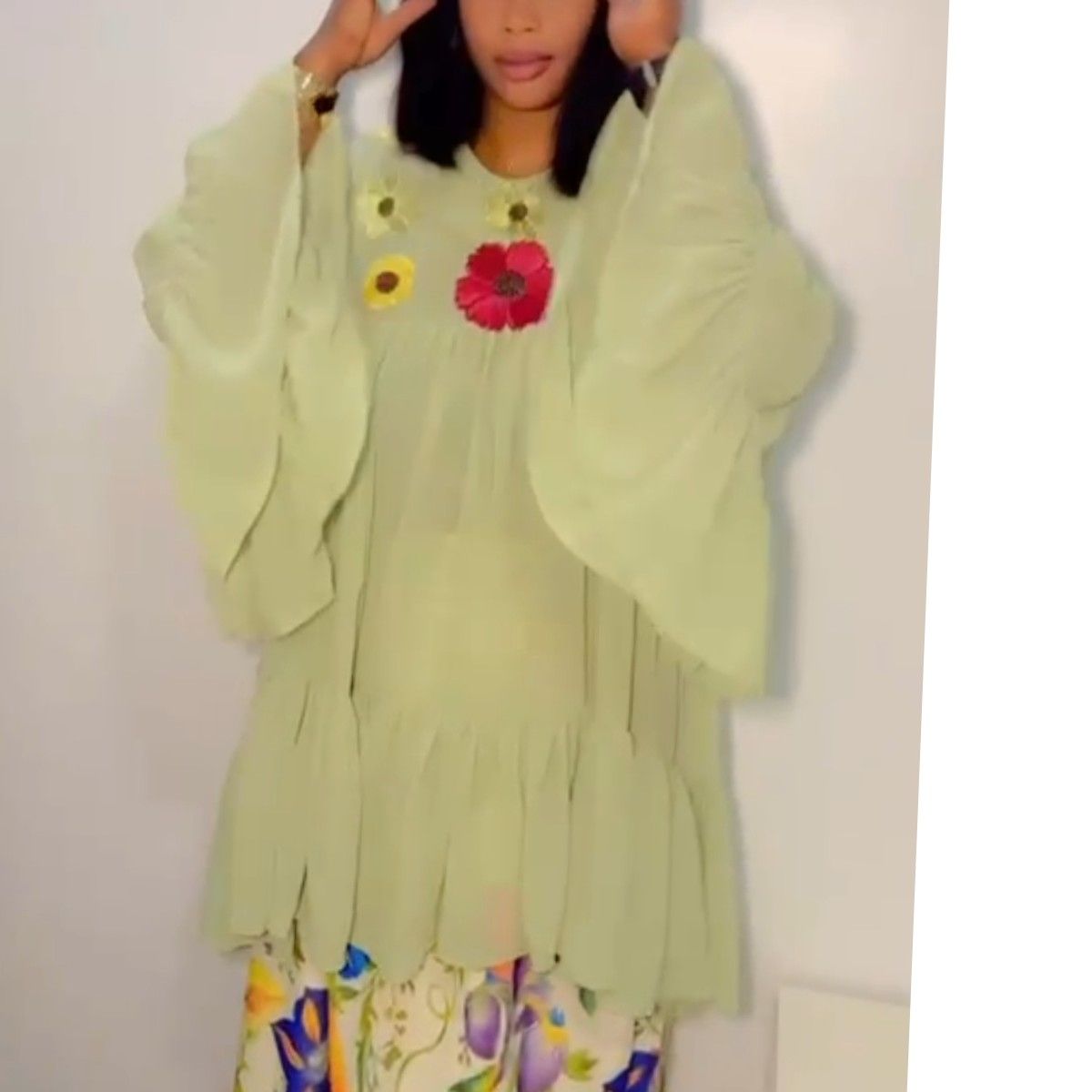 Ensemble femme haut et pagne vert chic et élégant