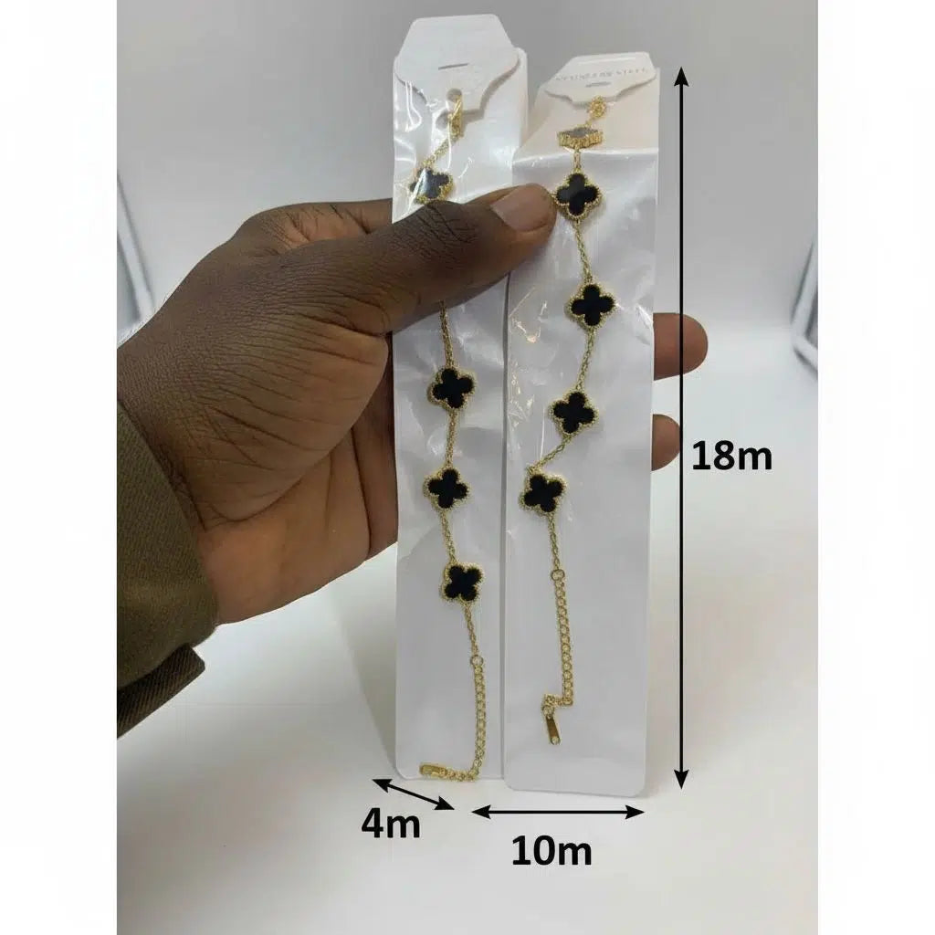 Bracelet doré trèfle noir, bijou chance raffiné femme, chic et élégant