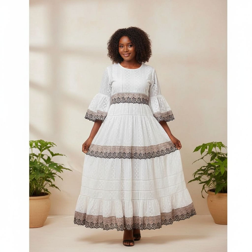 Robe brodée femme blanche en dentelle