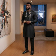 Ensemble homme élégant noir brodé