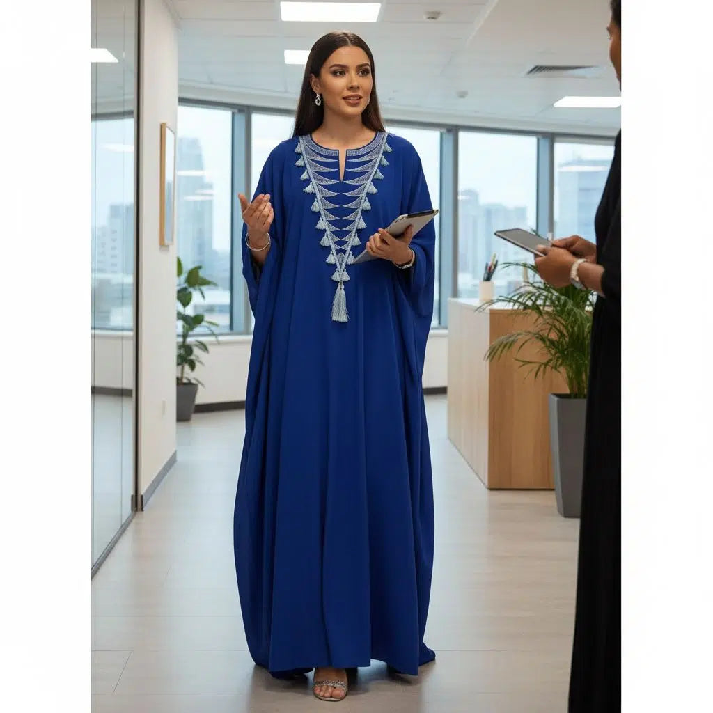 Boubou femme élégant bleu royal brodé – robe africaine chic cérémonie