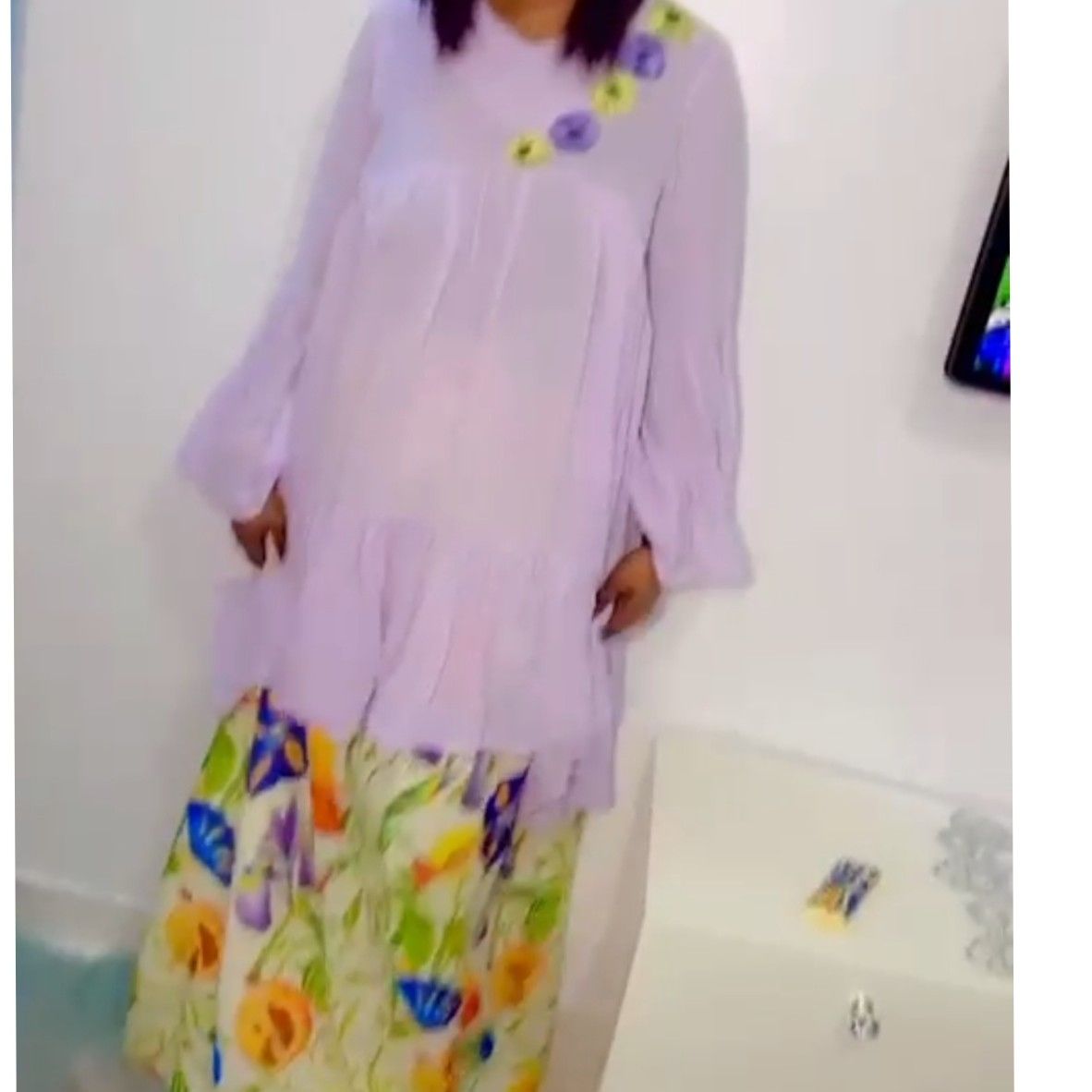 Ensemble femme élégant en mauve et vert pour un look irrésistible