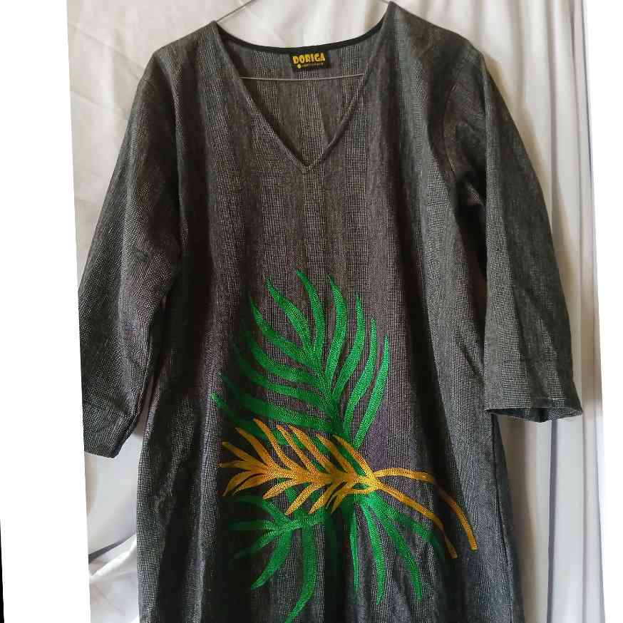 Robe longue lin femme brodée élégante