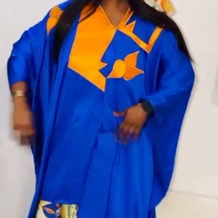 Boubou femme bleu orange tendance pour un style unique et élégant