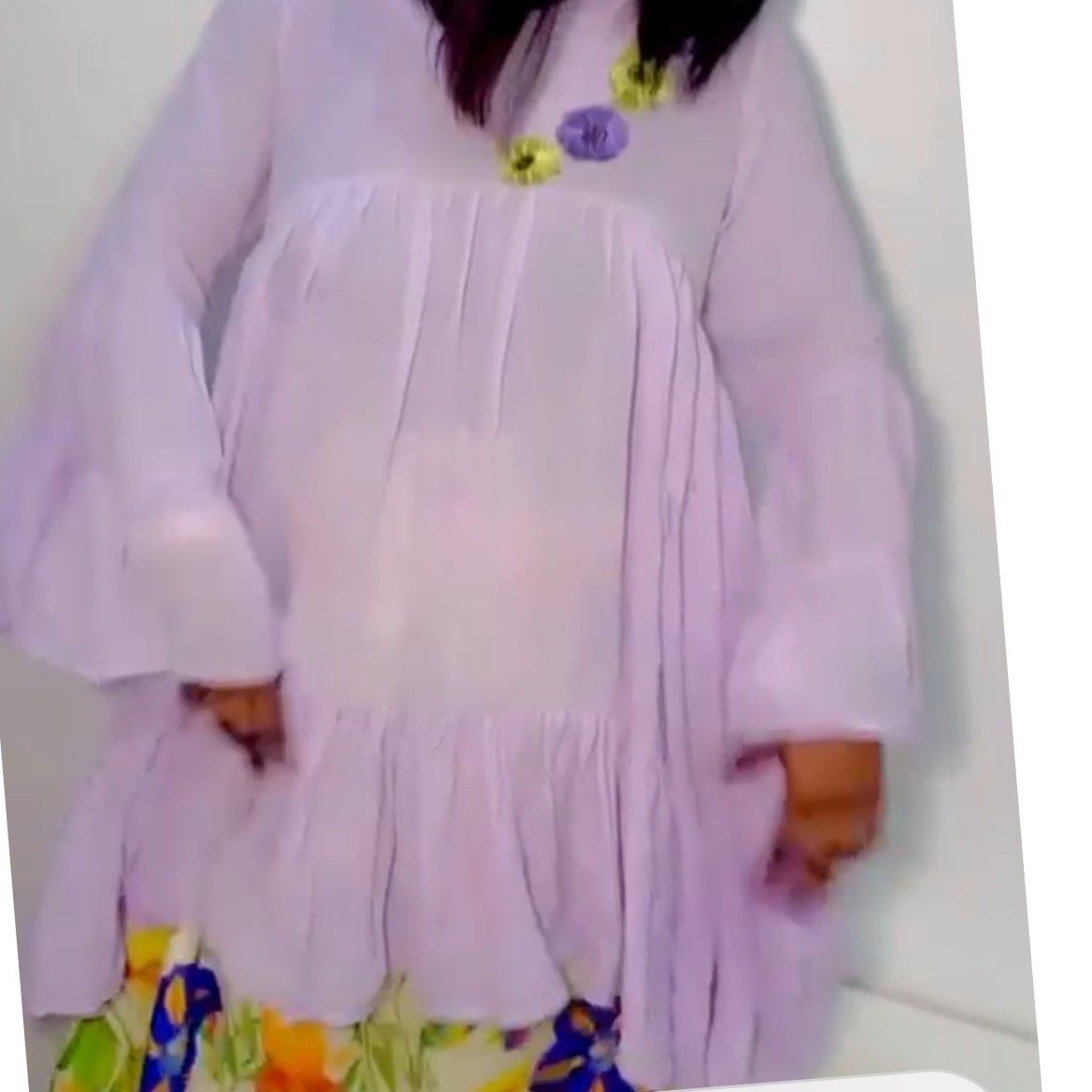 Ensemble femme élégant en mauve et vert pour un look irrésistible