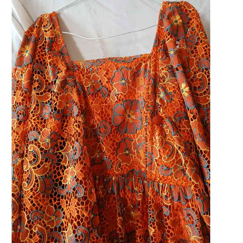 Robe guipure orange longue