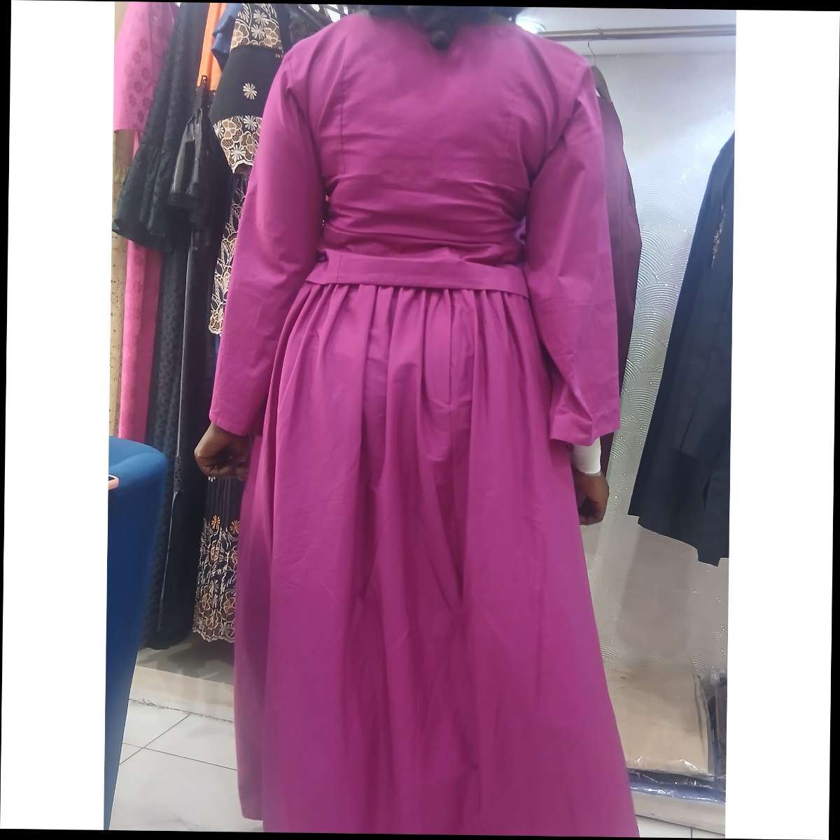 Ensemble jupe et haut rose élégant – tenue africaine moderne femme chic