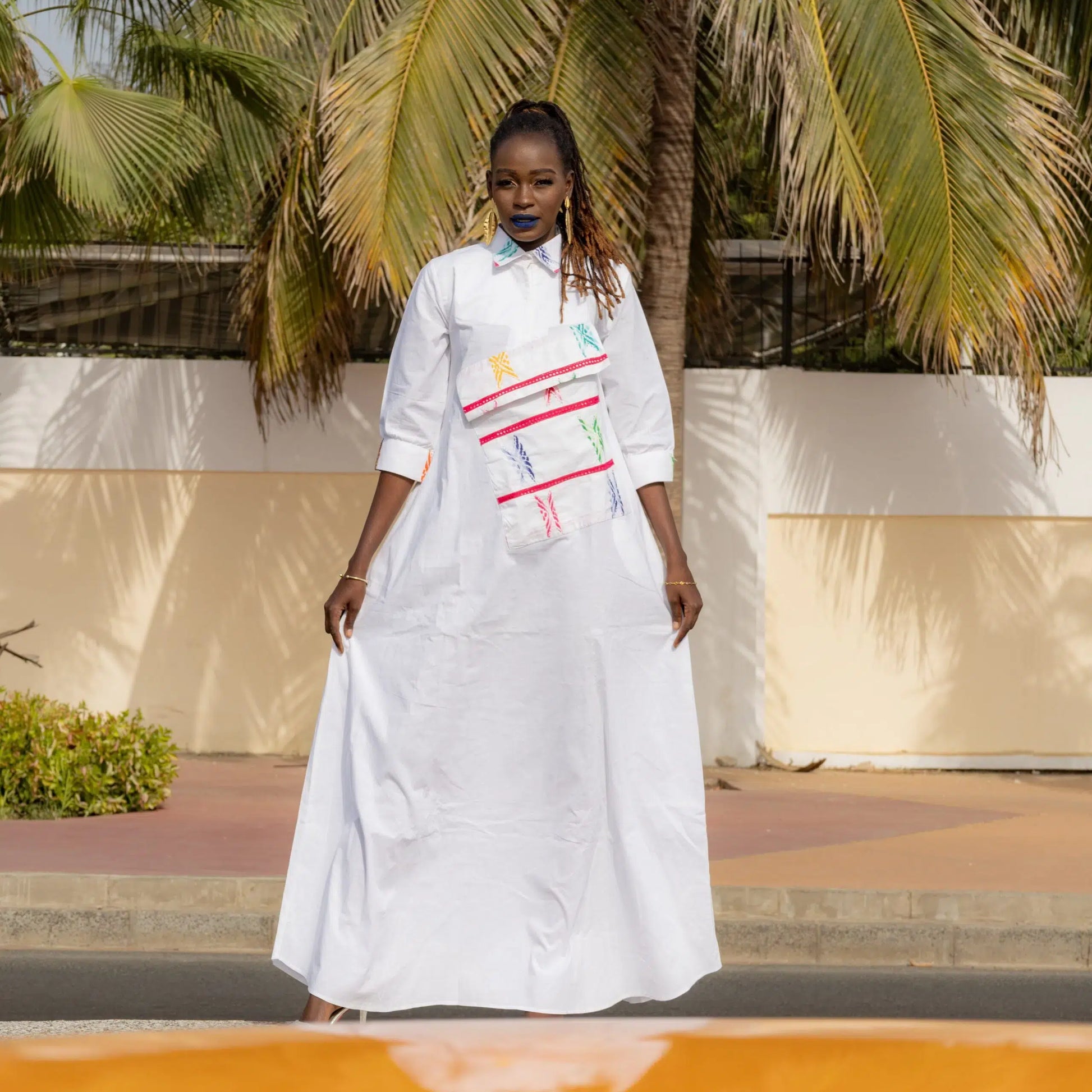 Robe Maxi Éclat Brodée Blanche - Élégance et Confort