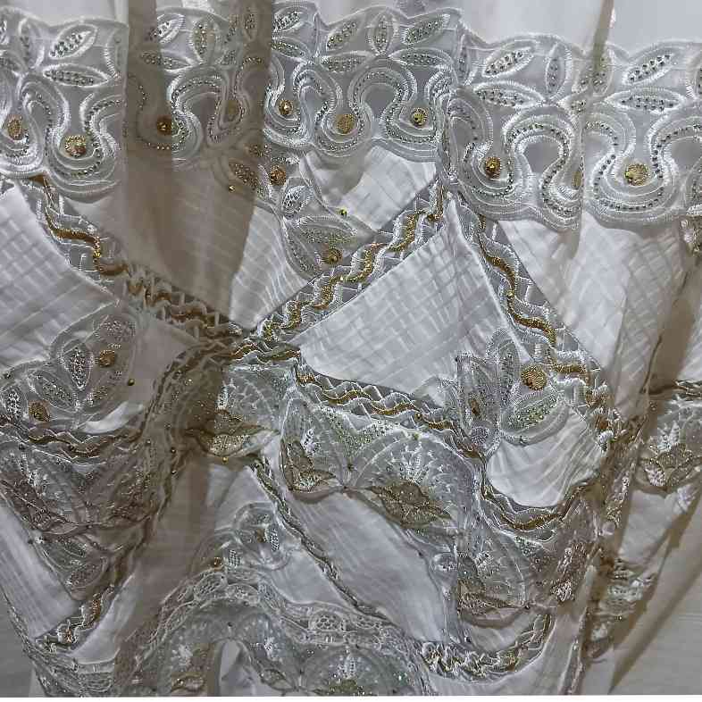 Robe voile suisse blanche Geztner