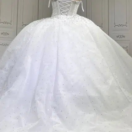 Robe mariage princesse blanche bustier bardot strass perles tulle satin
