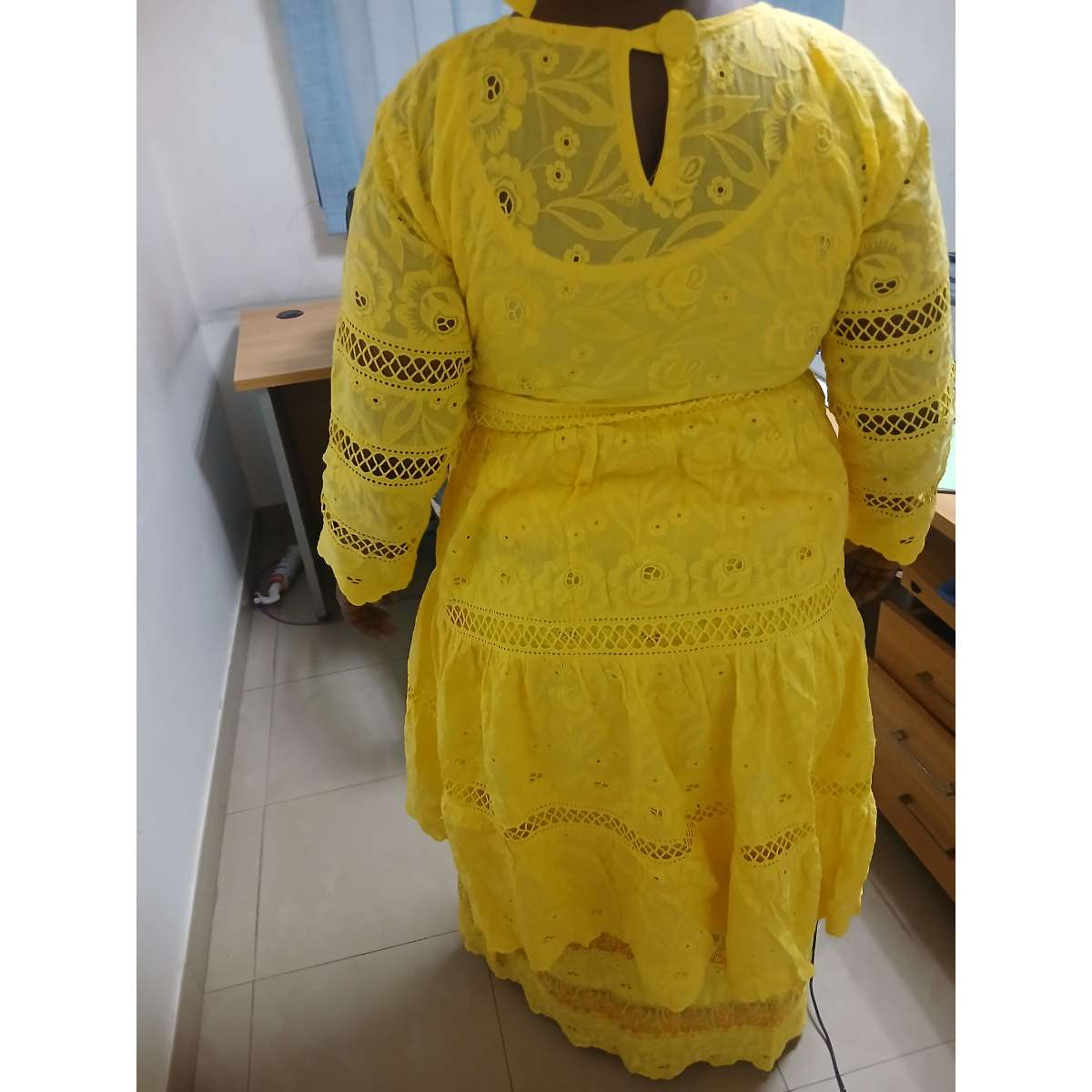 Ensemble femme brodé élégant, tenue longue ajourée cérémonie multicolore